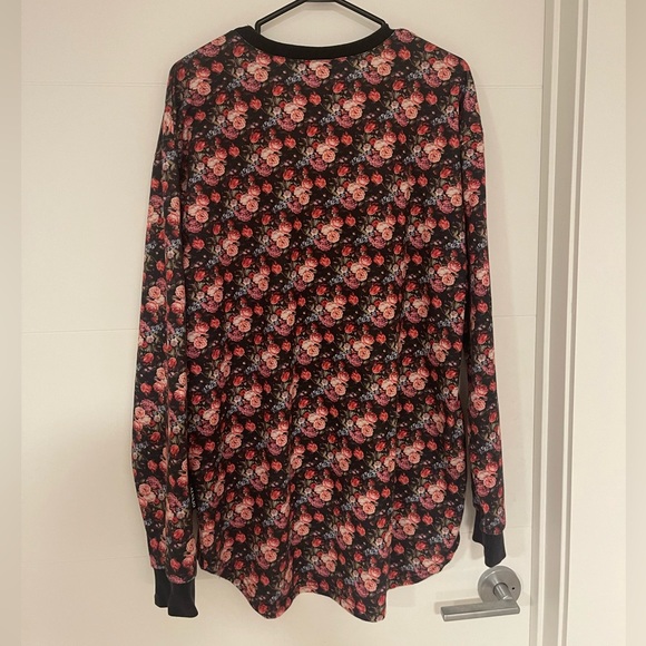 Long sleeve top - Picture 3 of 3